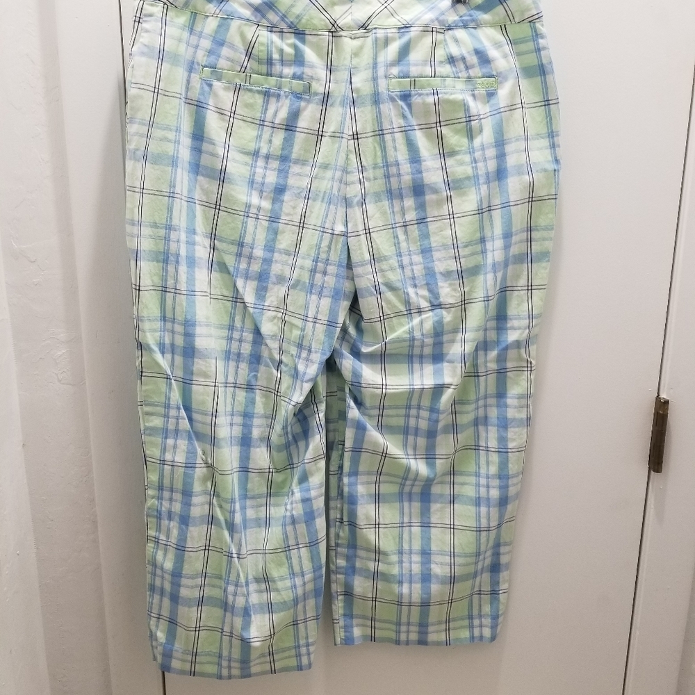 Izod Golf Stretch size 8 plaid capris - Picture 3 of 5